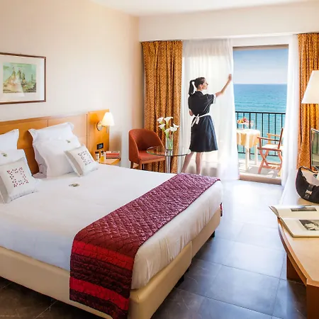 Grand Diana Majestic Hotel 4*