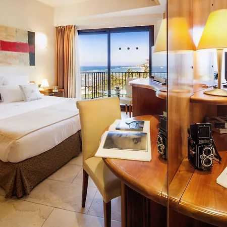 Hotel Grand Diana Majestic