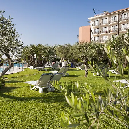 戴安娜大酒店 4*