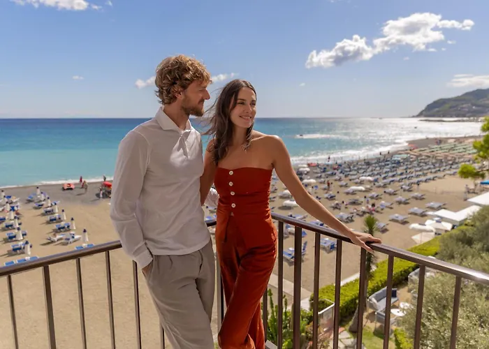 戴安娜大酒店 4*