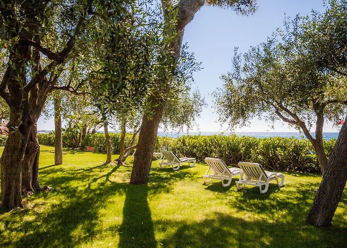 戴安娜大酒店 迪亚诺马里纳