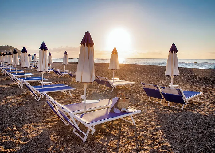 戴安娜大酒店 酒店