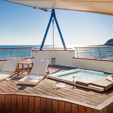 Ξενοδοχείο Grand Diana Majestic 4*