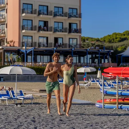 Grand Diana Majestic 4* Ντιάνο Μαρίνα